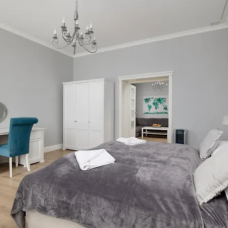 Luxury With River View And Desk For Remote Work In By Renters * Szczecin